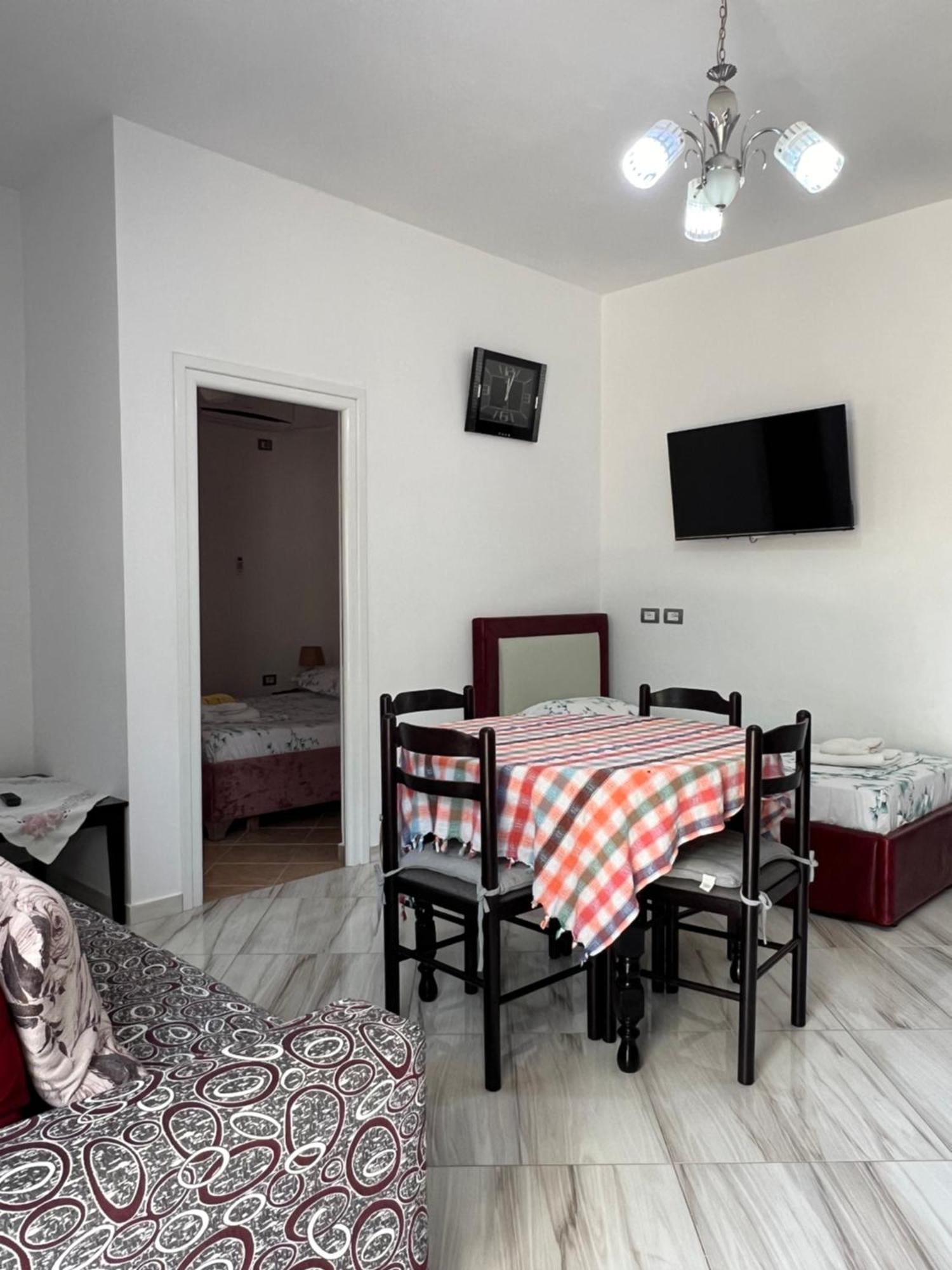 קסאמיל Apartment Erjon מראה חיצוני תמונה